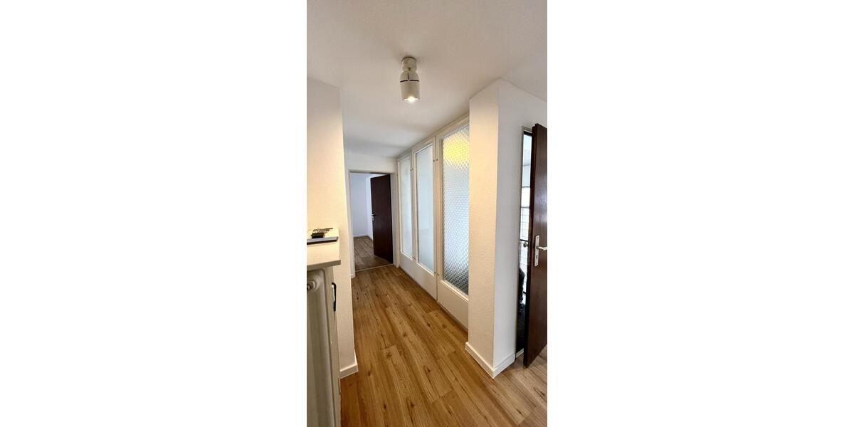 Großzügige 5,5-Zimmer-Maisonettewohnung mit Balkon, EBK & Garage 5.5 zimmer