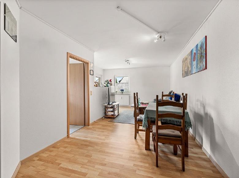 Helle 2-Zimmer-Wohnung mit Balkon und Stellplatz in Illertissen zimmer