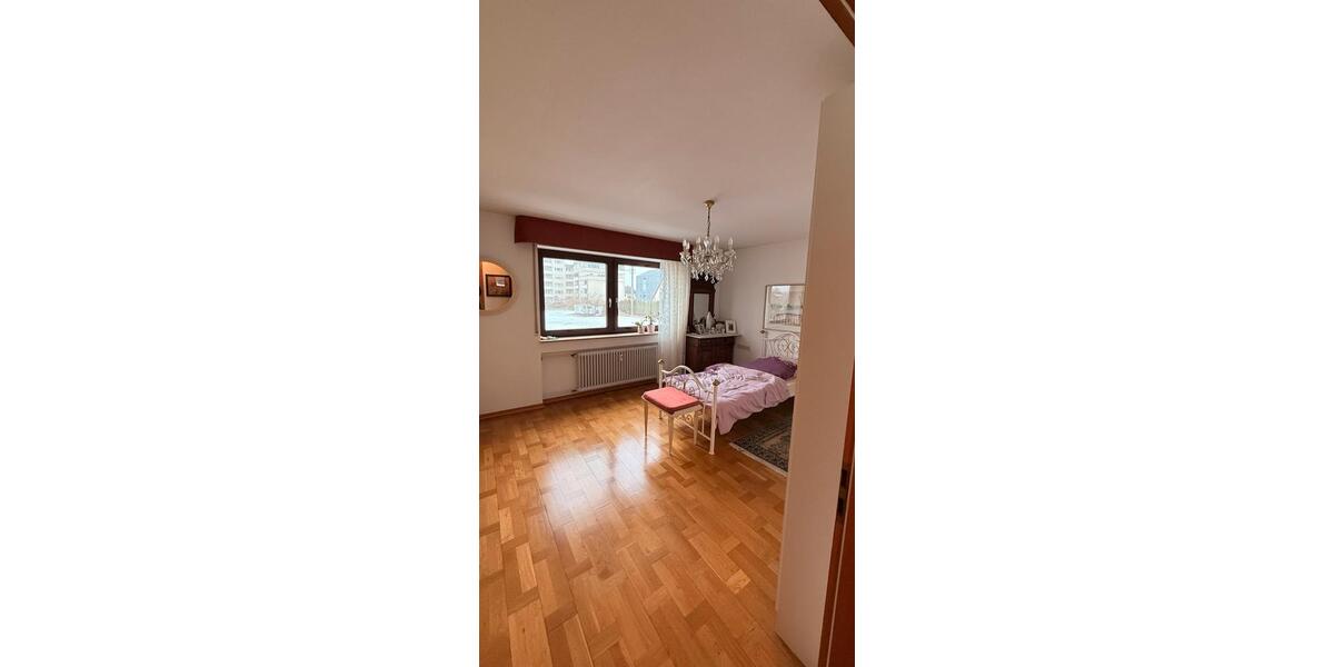 Etagenwohnung Neu-Ulm Burlafingen - 3 Zimmer, 90 m&sup2;, 1.500&euro; | Angebot:25082329