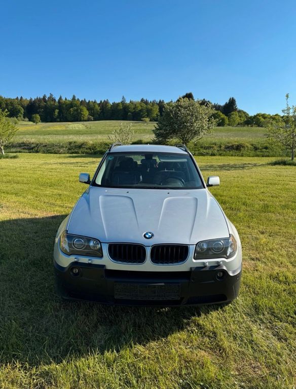 X3