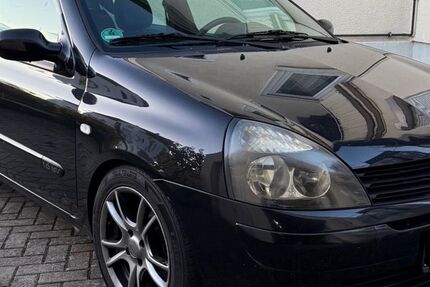Renault Clio 212.000 km 1.300 € Ehingen 89584