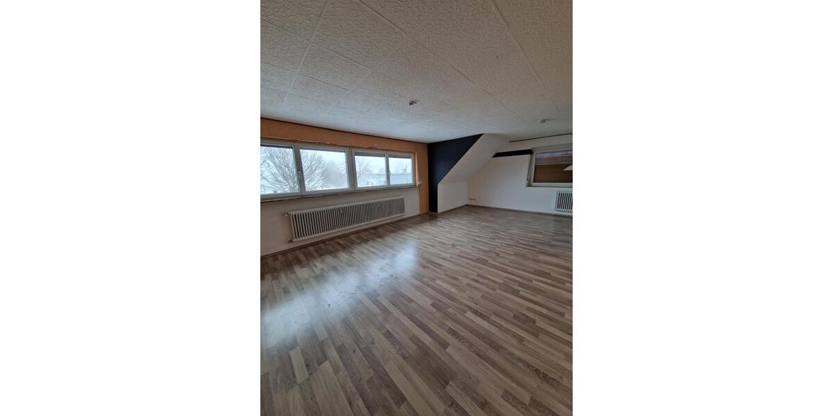 Dachgeschoßwohnung Ulm Donautal - 3 Zimmer, 88 m&sup2;, 900&euro; | Angebot:24813407