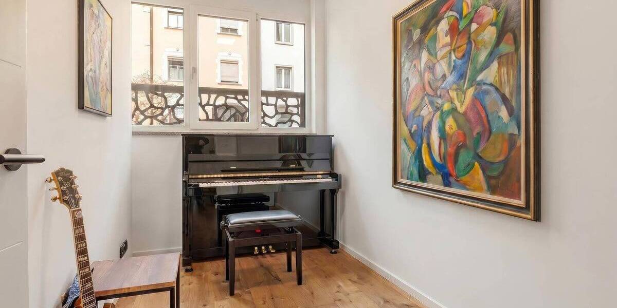 Etagenwohnung Neu-Ulm Stadtmitte - 4 Zimmer, 100 m&sup2;, 675.000&euro; | Angebot:26451894