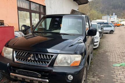 Mitsubishi Pajero 290.000 km 1.490 &euro; Gussenstadt 89547