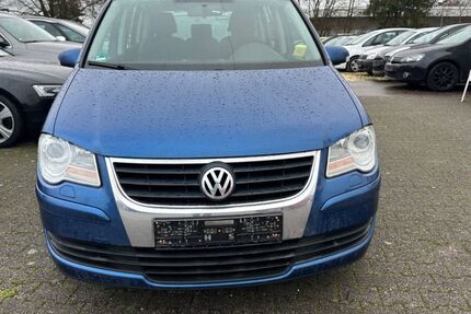 VW Touran 250.000 km 2.900 € Neu-Ulm 89231