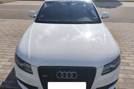 Audi A4 291.500 km 3.499 &euro; Senden 89250
