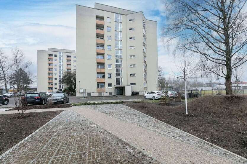 Wohnung zum Kaufen in Neu-Ulm 129.000 € 33.27 m²