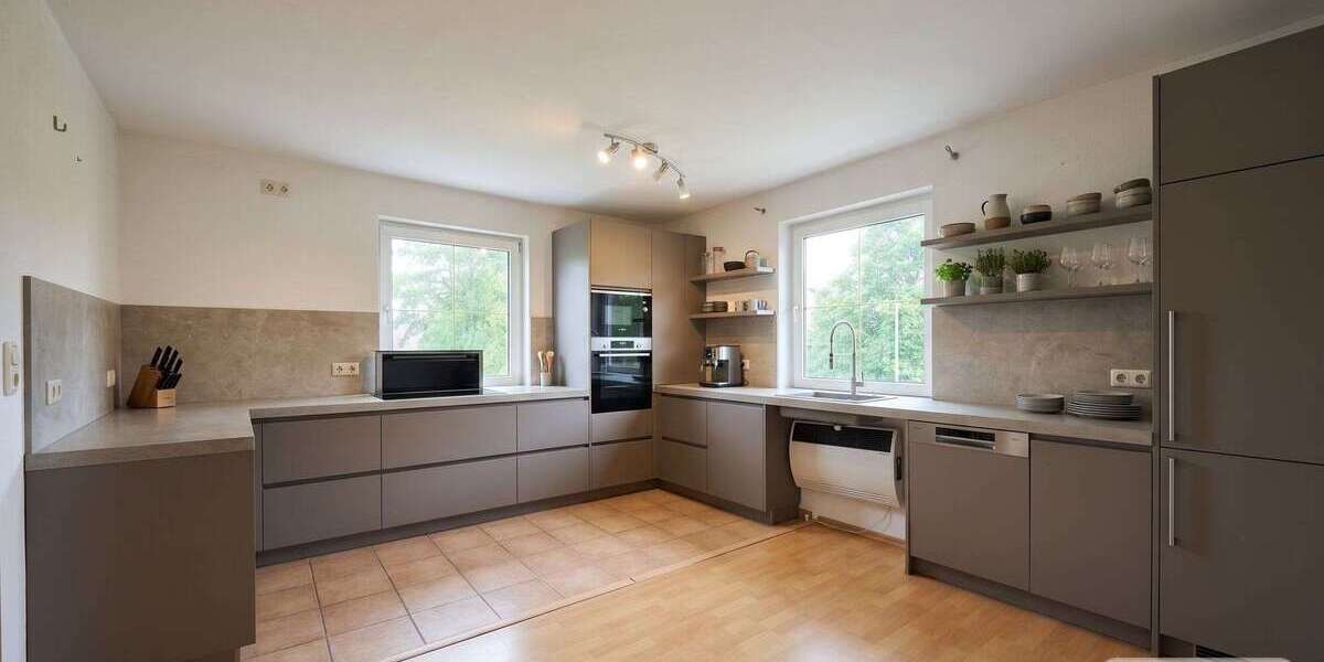 Etagenwohnung Wiesenbach - 8 Zimmer, 171 m&sup2;, 280.000&euro; | Angebot:26688829
