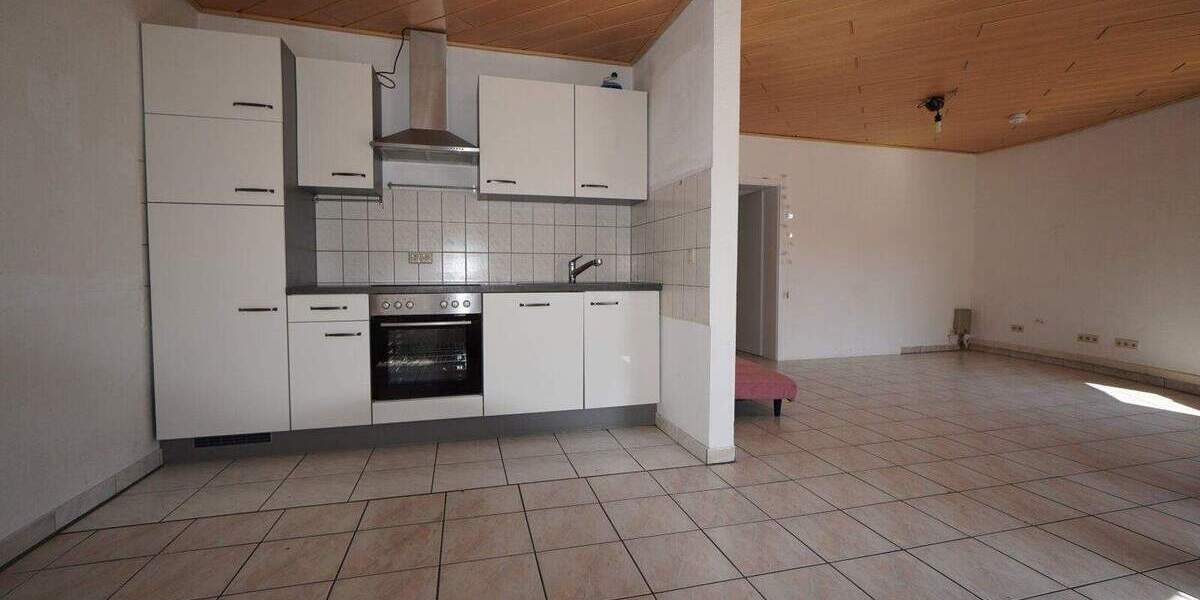 Etagenwohnung Herrlingen Herrlingen - 2 Zimmer, 80 m&sup2;, 750&euro; | Angebot:25698079