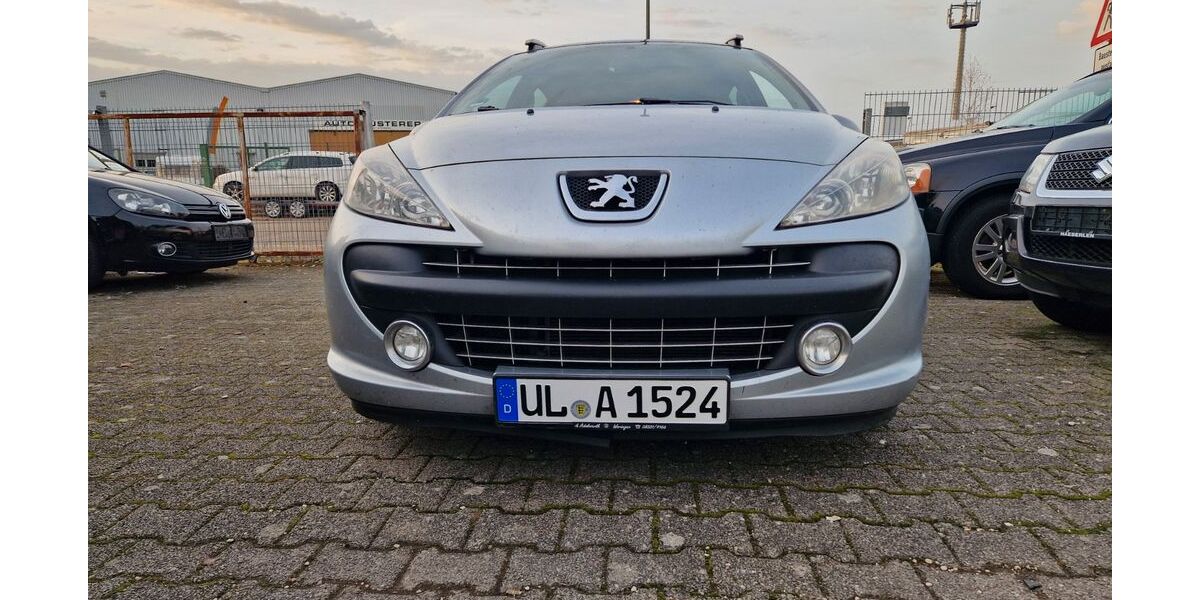 Peugeot 207 220.000 km 1.350 &euro; Neu-Ulm 89231