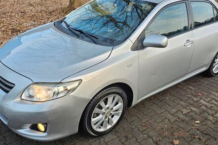 Toyota Corolla 175.000 km 4.990 &euro; Herbrechtingen 89542