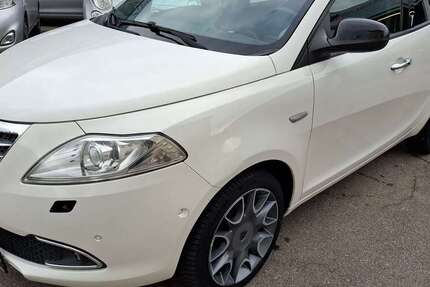 Lancia Ypsilon 119.000 km 8.580 € Neu-Ulm 89231