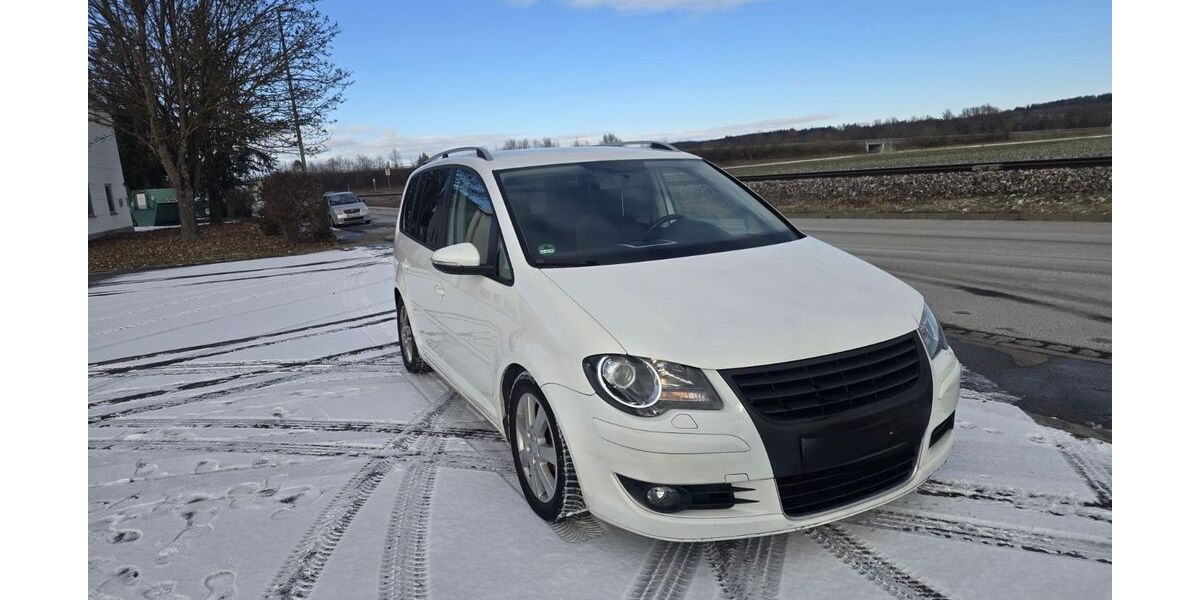 VW Touran 216.600 km 2.799 &euro; Leipheim 89340