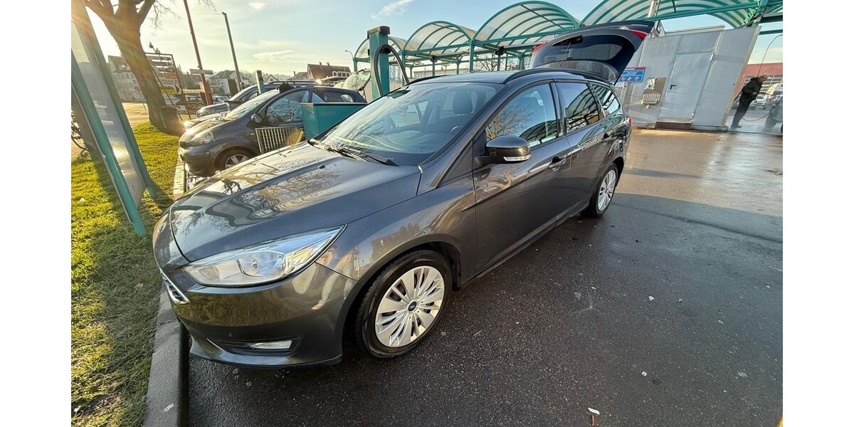 Ford Focus 132.000 km 7.300 &euro; Ulm 89073