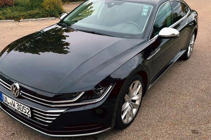 VW Arteon 163.000 km 18.500 € Ulm 89079