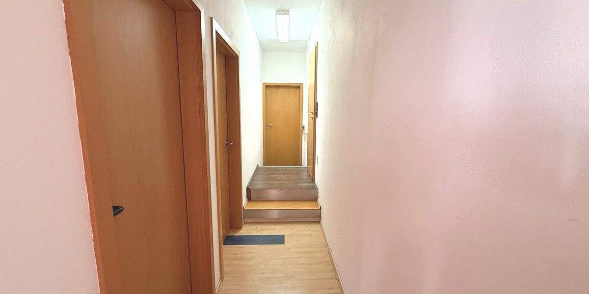 Gewerbeobjekt Altenstadt - 5 Zimmer, 96 m&sup2;, 235.000&euro; | Angebot:25837409