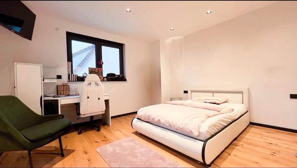 Einfamilienhaus Langenau - 8 Zimmer, 238 m&sup2;, 800.000&euro; | Angebot:26567946