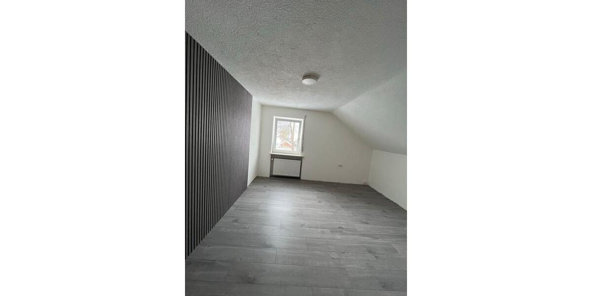 Dachgeschoßwohnung Achstetten - 4 Zimmer, 86 m&sup2;, 1.100&euro; | Angebot:26448413