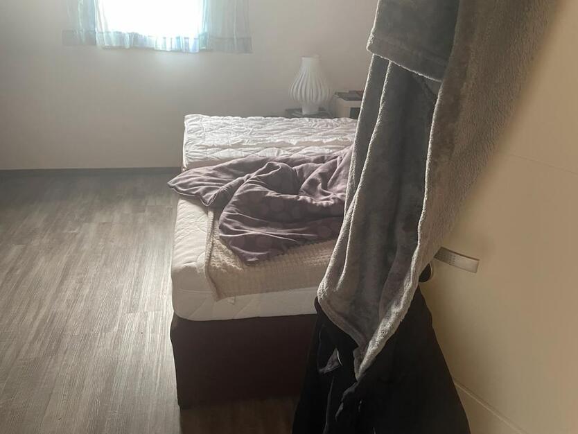 Möbilierte 2-Zimmer Wohnung + Küche