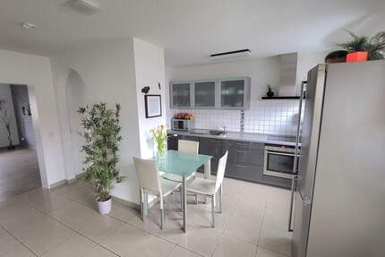 Wohnung Neu-Ulm Pfuhl - 3 Zimmer, 86 m&sup2;, 330.000&euro; | Angebot:24543910