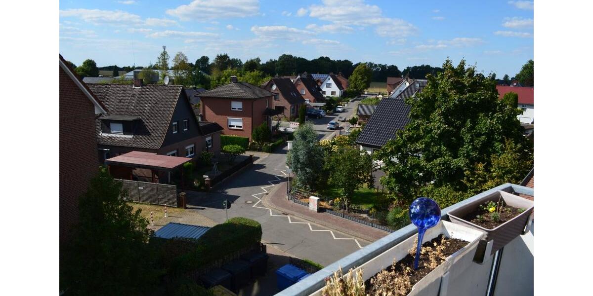 Dachgeschoßwohnung Vöhringen - 4.5 Zimmer, 98 m&sup2;, 880&euro; | Angebot:25086690