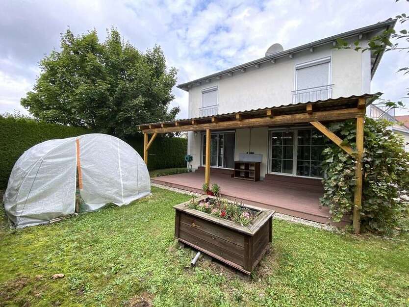 Haus zum Mieten in Pfaffenhofen an der Roth 2.150 € 171.77 m²