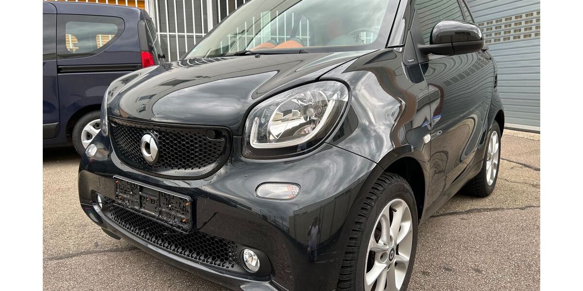 Smart ForTwo 68.480 km 7.290 &euro; Dornstadt / Ulm direkt an der A8-Ausfahrt Ulm-West 89160