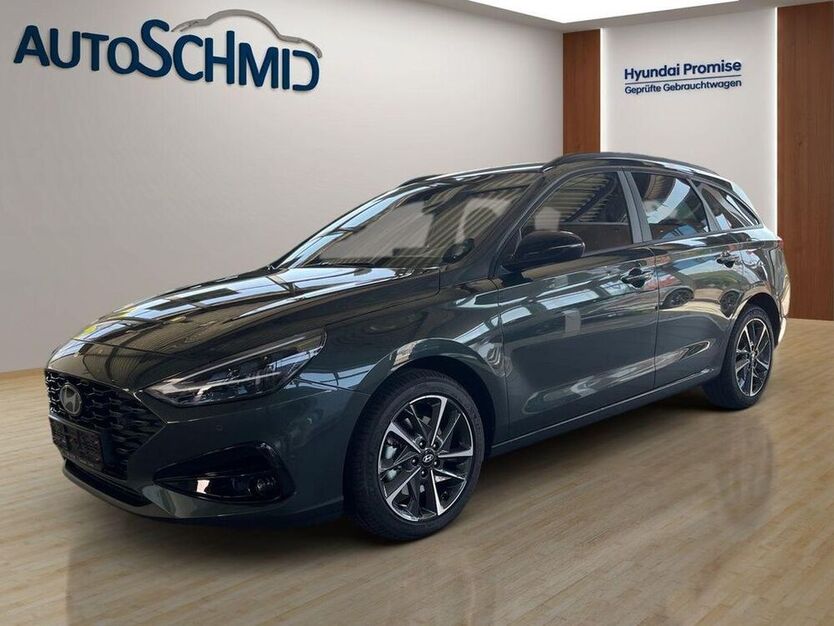 i30