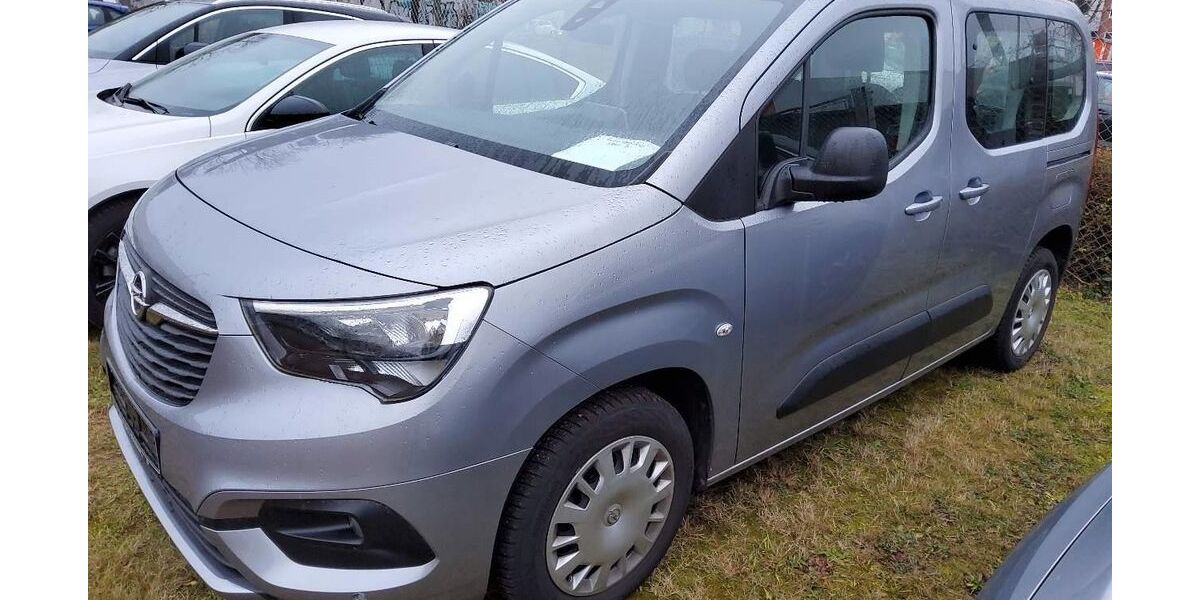 Opel Combo Life 21.800 km 19.790 &euro; Ulm 89073