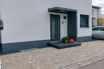 Provisionfrei!Einfamilienhaus in Ulm-Böfingen sehr gute Lage . zimmer