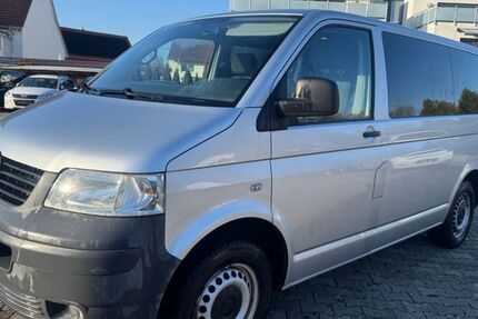 VW T5 Transporter 199.000 km 9.500 &euro; Achstetten 88480