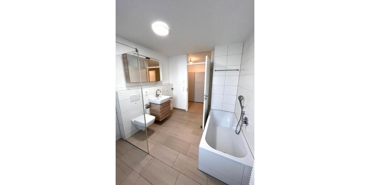 Erdgeschoßwohnung Illertissen - 2 Zimmer, 76 m&sup2;, 1.100&euro; | Angebot:24983358