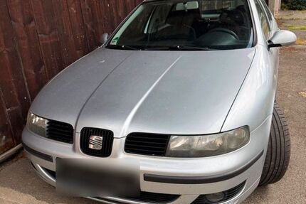 Seat Leon 227.802 km 1.599 &euro; Laichingen 89150