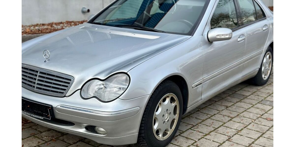 Mercedes-Benz C 220 207.900 km 2.999 € Ulm 89079
