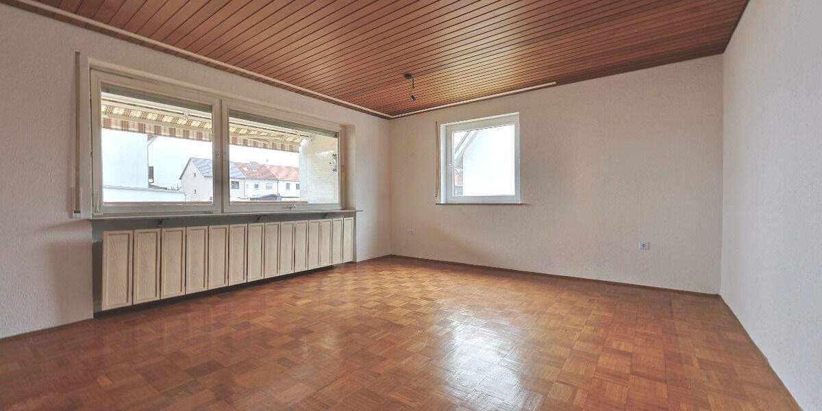Etagenwohnung Erbach Ersingen - 3 Zimmer, 100 m&sup2;, 1.000&euro; | Angebot:24973933