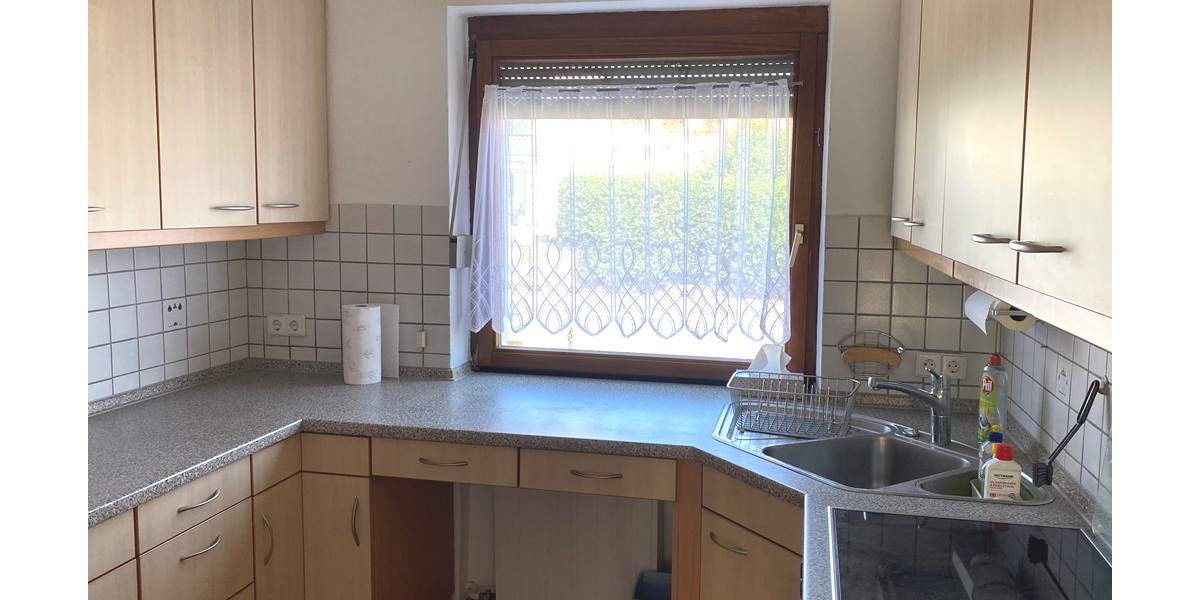 Neu-Ulm: Modernisiertes Mehrfamilienhaus (DHH) mit idyllischem Garten in Donau-Nähe - Mehrfamilienhaus, Wohnhaus Neu-Ulm / Offenhausen Offenhausen | Angebot:27082953