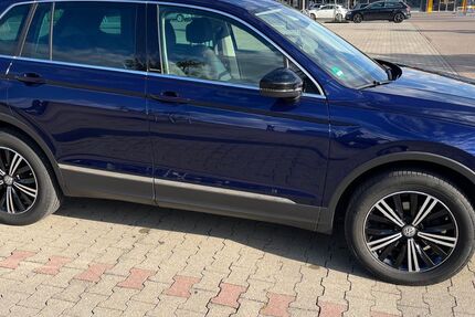 VW Tiguan 101.000 km 22.900 &euro; Niederstotzingen 89168