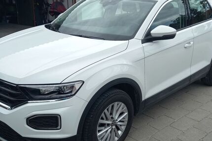 VW T-Roc 33.345 km 17.900 &euro; Pfaffenhofen 89284