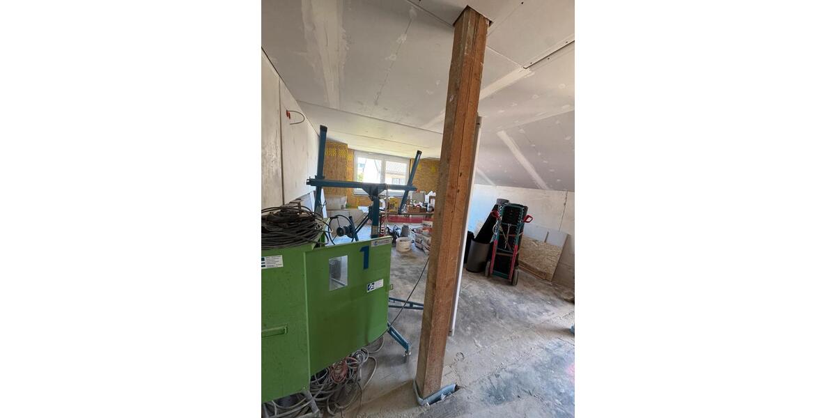 Dachgeschoßwohnung Laupheim - 2 Zimmer, 65 m&sup2;, 195.000&euro; | Angebot:26677160