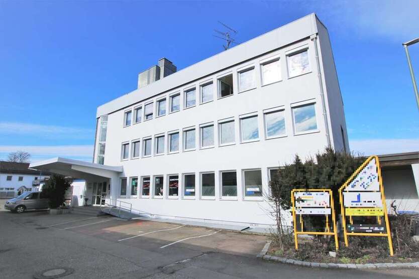 Büro in Vöhringen 440.000 € 275 m²