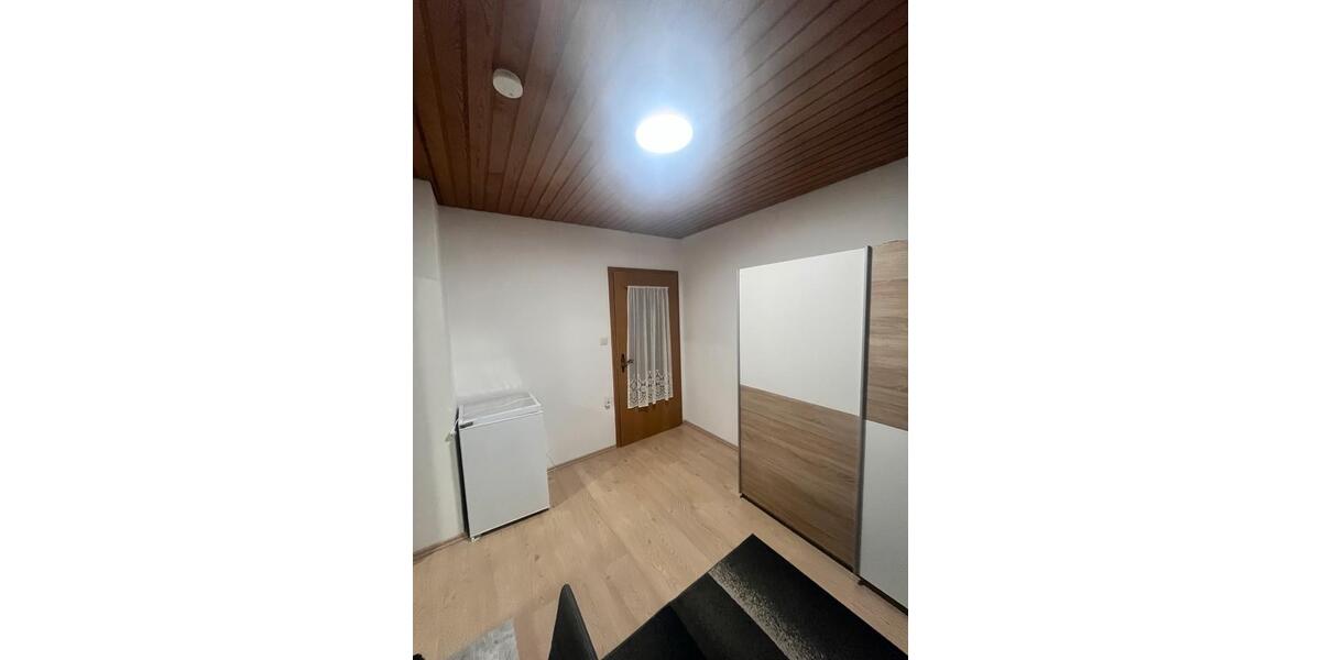 Etagenwohnung Neuburg an der Kammel - 1 Zimmer, 22 m&sup2;, 480&euro; | Angebot:26594081