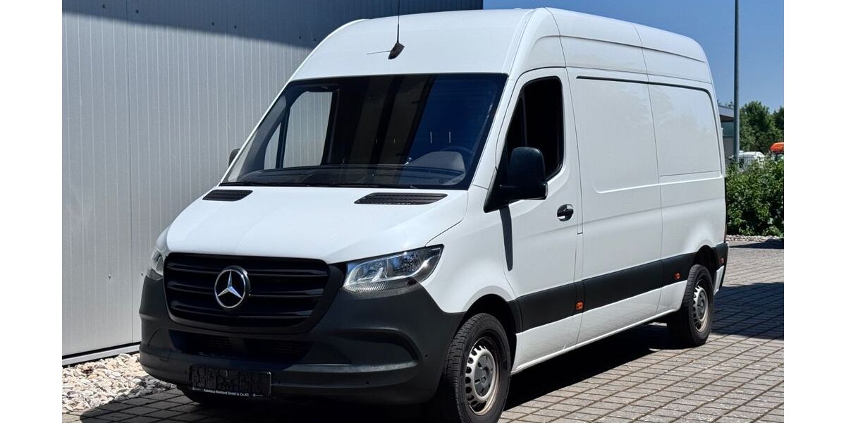 Mercedes-Benz Sprinter 93.000 km 23.900 &euro; Ulm 89081