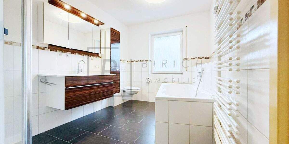 Mehrfamilienhaus, Wohnhaus Schelklingen - 6 Zimmer, 275 m&sup2;, 688.000&euro; | Angebot:25691191