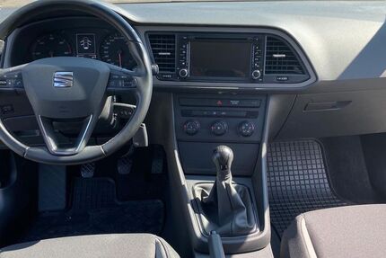 Seat Leon 141.000 km 8.350 € Ulm 89077