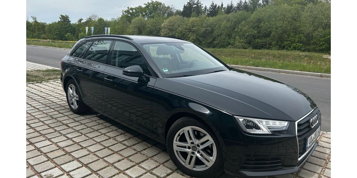 Audi A4 75.351 km 22.500 &euro; Ulm 89075