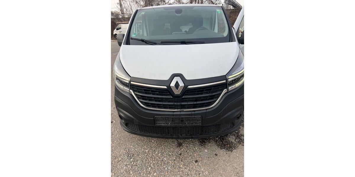 Renault Trafic 206.000 km 7.500 € Neu-Ulm 89231