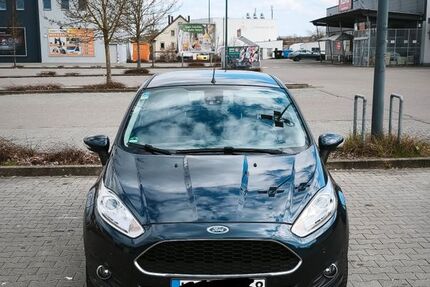 Ford Fiesta 86.661 km 7.450 &euro; Ehingen 89584