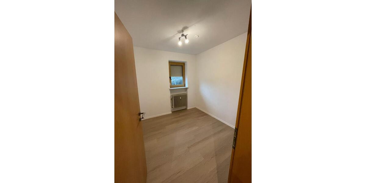 Etagenwohnung Günzburg - 1 Zimmer, 25 m&sup2;, 575&euro; | Angebot:26347006