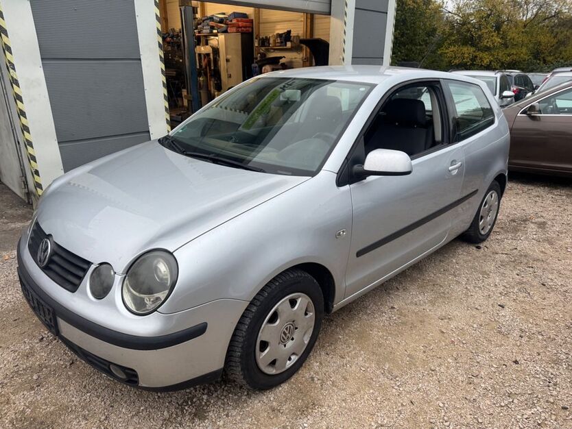 VW Polo 129.000 km 2.999 € Ulm-Donautal 89079