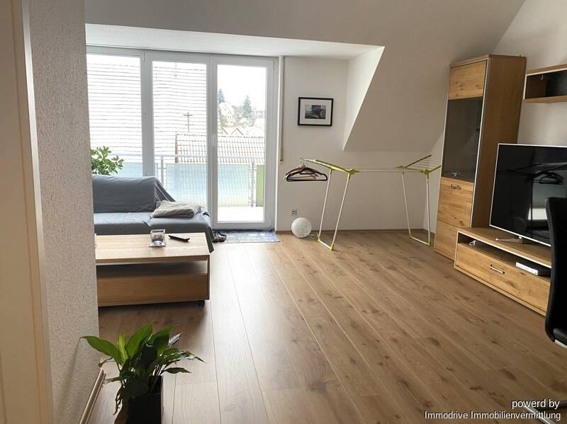 Etagenwohnung Laichingen - 3 Zimmer, 78 m&sup2;, 780&euro; | Angebot:26154460
